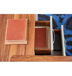 piano scrivania legno noce moderno