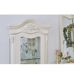 vetrina classica avorio Particolare decorazione