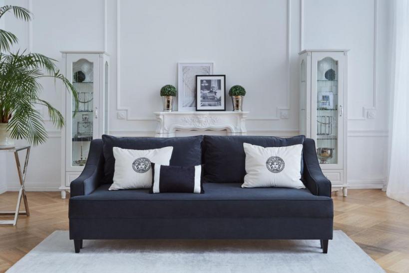 Divano letto grigio in velluto 3 posti con cuscini in stile provenzale francese arrediorg Divano letto grigio in velluto 3 posti con cuscini in stile provenzale francese arrediorg