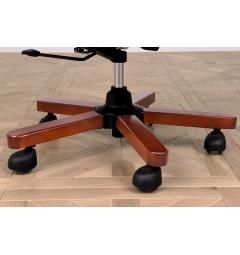 sedie e poltrone per ufficio in vera pelle beige particolare pedana con rotelle in legno