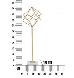 misure scultura a forma di cubo