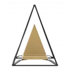 piramide struttura nera e oro