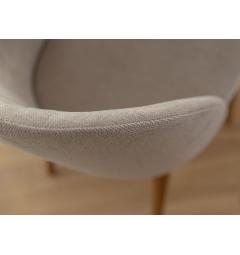 Sedia scandinava imbottita beige con gambe in faggio OLBIA