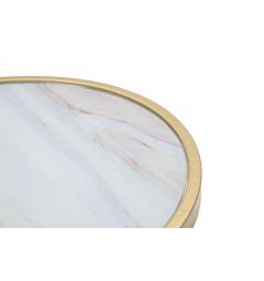 particolare piano in simil marmo tavolino