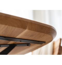Tavolo stile industriale piano ovale in rovere naturale oliato massello 200x100 con gambe in metallo SISTINA