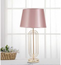 lampada da tavolo con paralume rosa
