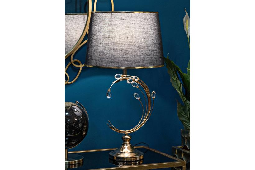 Lampada da tavolo in metallo dorato con decorazione geometrica