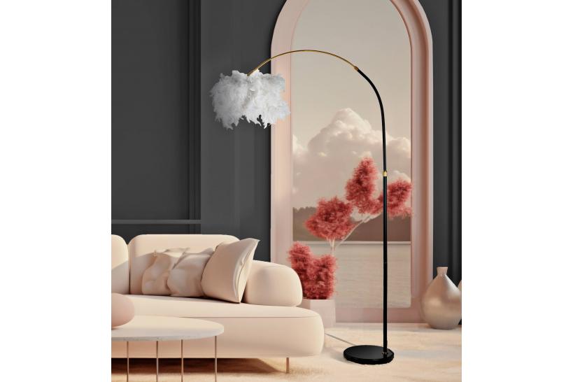 Piantana in metallo nero dal design arcuato e lineare