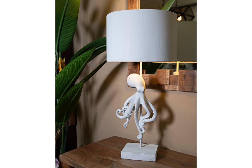 Lampada da tavolo in resina bianca a forma di polipo Lampada da tavolo in resina bianca a forma di polipo