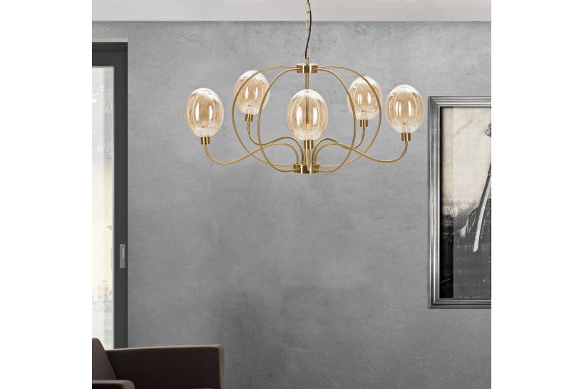Lampadario in metallo dorato dalle linee morbide e sinuose con 5 punti luce Lampadario in metallo dorato dalle linee morbide e sinuose con 5 punti luce