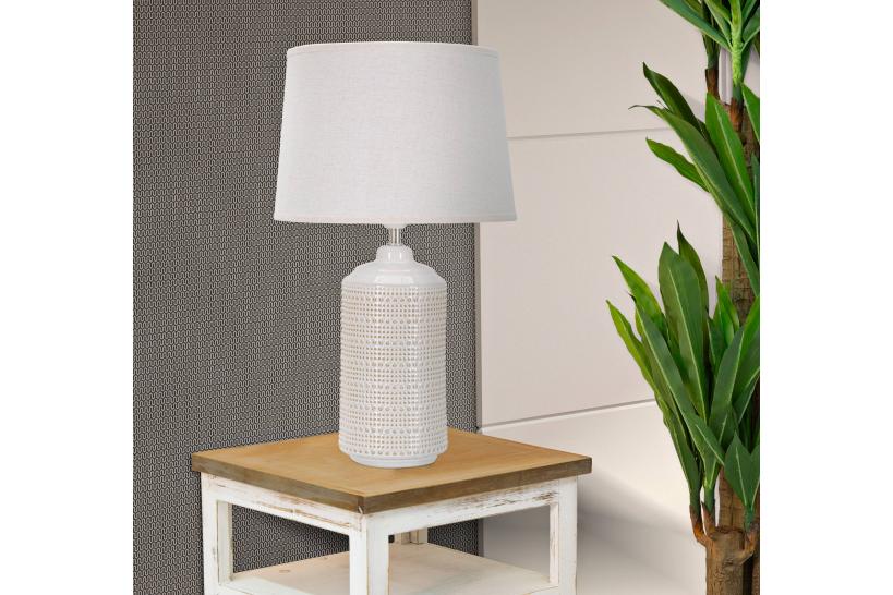 Lampada da tavolo in ceramica con eleganti decorazioni in rilievo