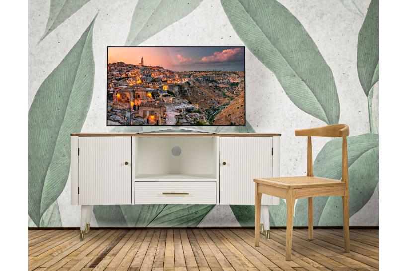 Mobile portatv in legno bianco dalle linee semplici ed essenziali