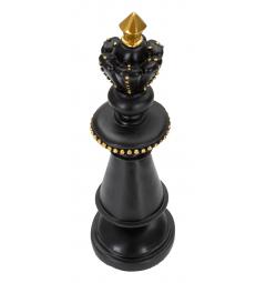 Re degli scacchi nero con eleganti decorazioni dorate