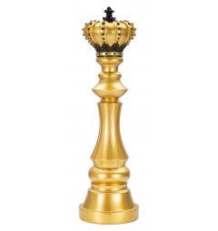Re degli scacchi dorato con eleganti decorazioni nere