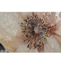 Dipinto su tela telaio in legno e cornice in metallo oro donna cappello con fiore - Arrediorg
