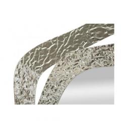 Specchio da parete in metallo dal design tondeggiante color argento - Arrediorg