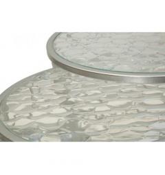 Set di 4 tavolinetti in metallo argentato con un design a rombi - Arrediorg