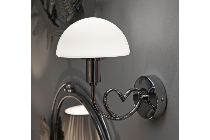 Lampada da parete in metallo argentato con cuore - Arrediorg Lampada da parete in metallo argentato con cuore - Arrediorg