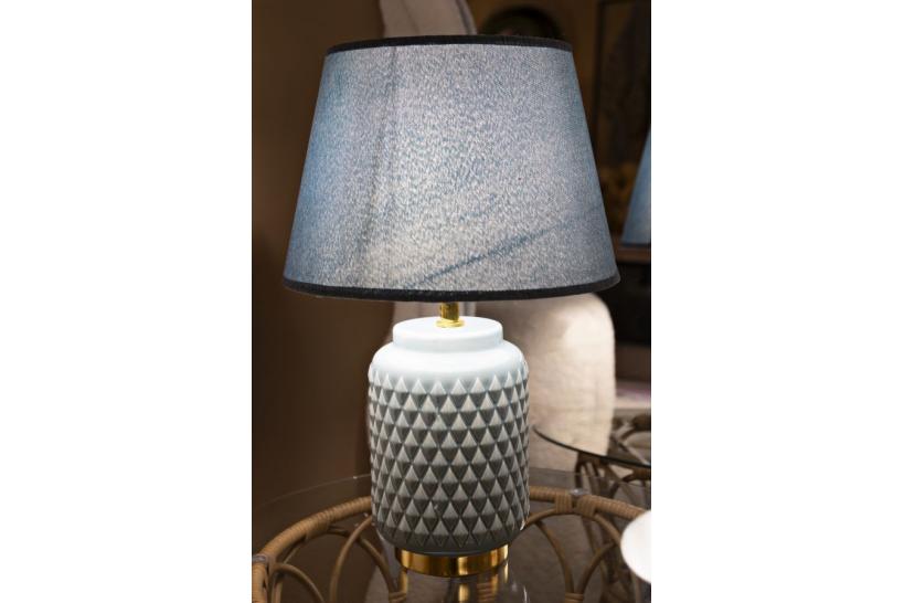 Lampada da comodino con base celeste - Arrediorg Lampada da comodino con base celeste - Arrediorg