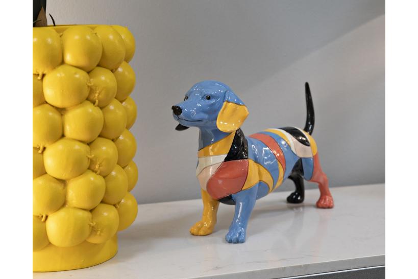 Vivace scultura di cane bassotto - Arrediorg Vivace scultura di cane bassotto - Arrediorg