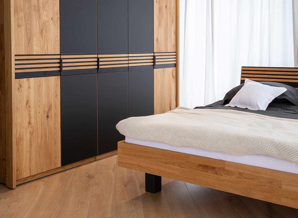 armadio camera da letto moderno legno naturale nero e vetro 5 ante
